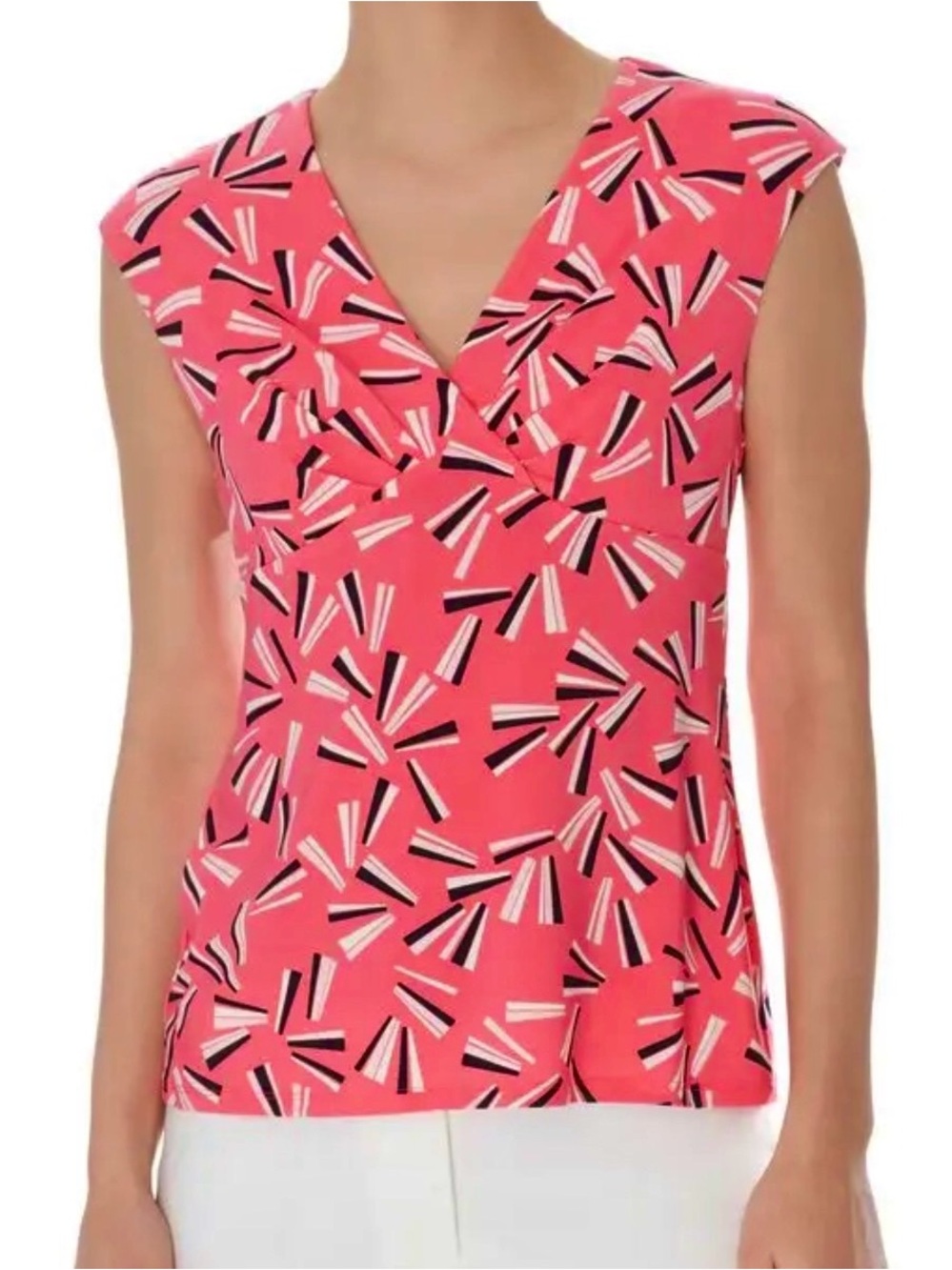 Anne Klein Women's Geo-Print Knit Surplice V-Neck Sleeveless Top